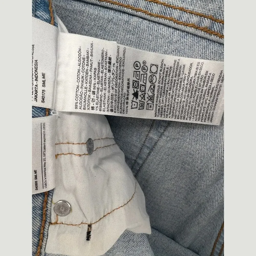 Vintage Levi’s 505 Cut Off Denim Shorts Light Wash W34 Y2K
